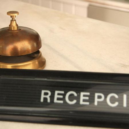 Hostal La Florida Llança Εξωτερικό φωτογραφία