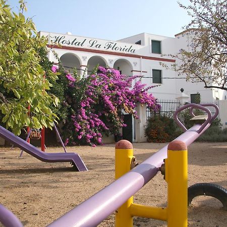 Hostal La Florida Llança Εξωτερικό φωτογραφία
