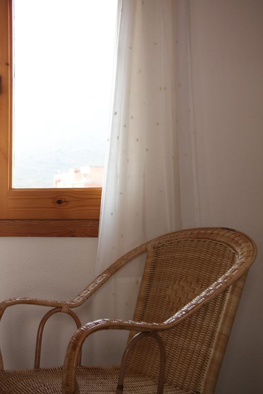 Hostal La Florida Llança Δωμάτιο φωτογραφία